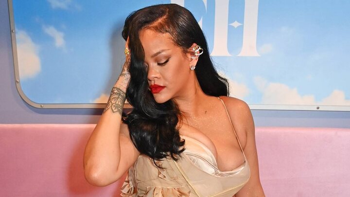 O único disco de Rihanna que não deixa a cantora com vergonha