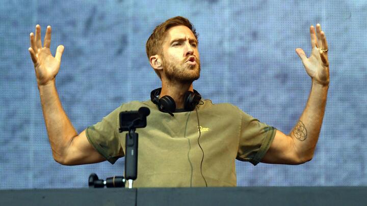 Calvin Harris se apresentará gratuitamente no pré-Carnaval de SP