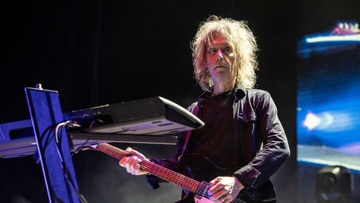 Morre Perry Bamonte, do The Cure, aos 65 anos